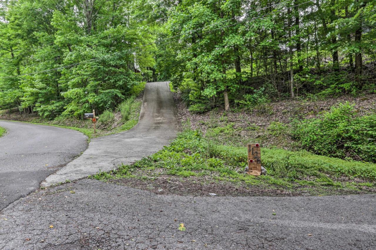 Vila Gatlinburg Escape With Hot Tub, Deck And Mtn View Exteriér fotografie