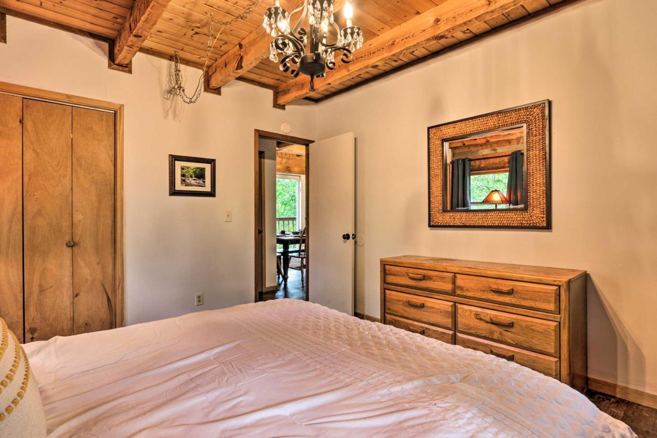 Vila Gatlinburg Escape With Hot Tub, Deck And Mtn View Exteriér fotografie